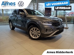 Volkswagen T-Roc - (1) GP Life Edition 1.0 85 kW / 116 pk TSI SUV 6 versn. Hand