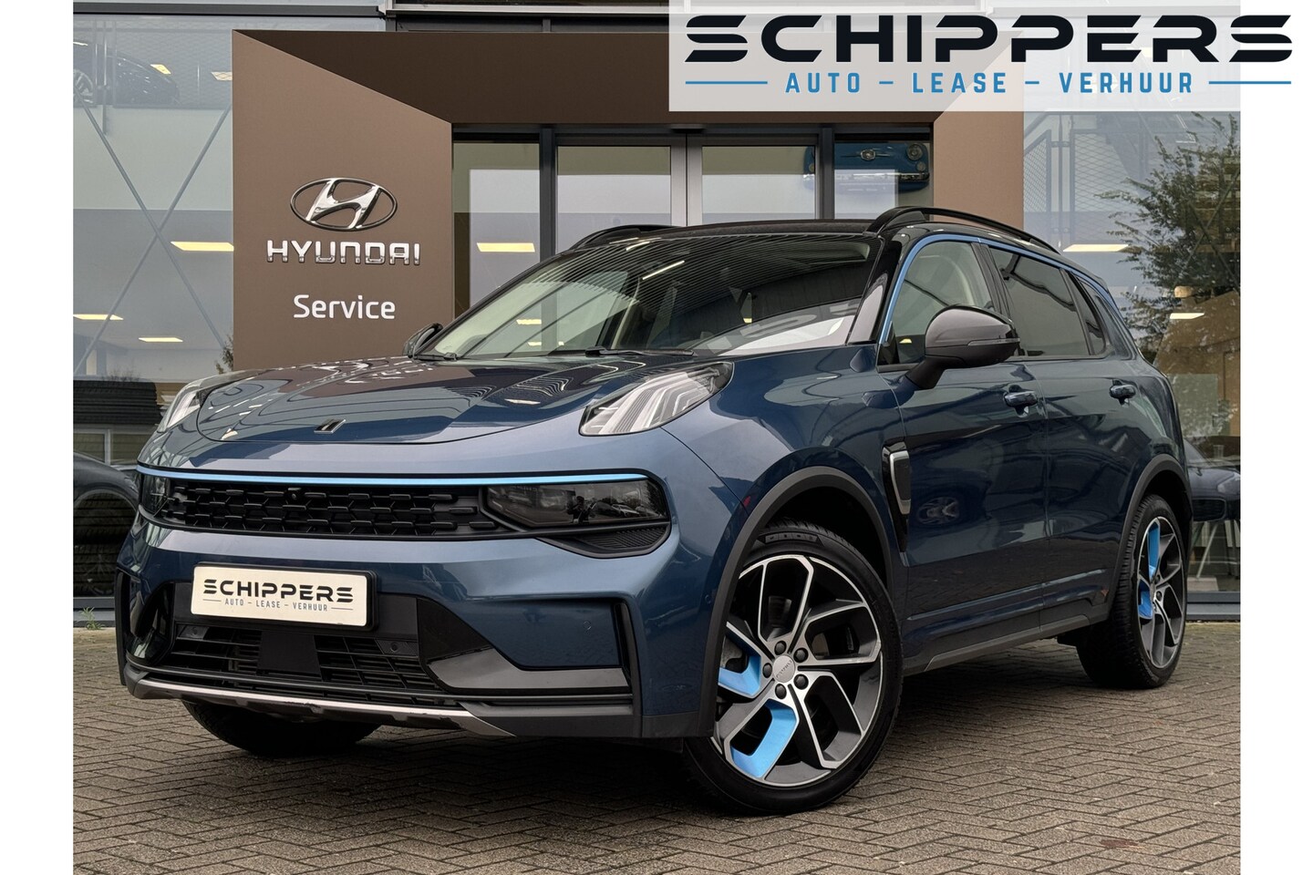 Lynk & Co 01 - 1.5 261 PK Plug-in Hybrid | 360° camera  Panoramadak | 20'' velgen | - AutoWereld.nl