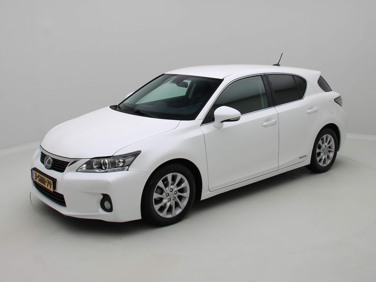 Lexus CT 200h - FE Edition Parellak /Navi. - AutoWereld.nl