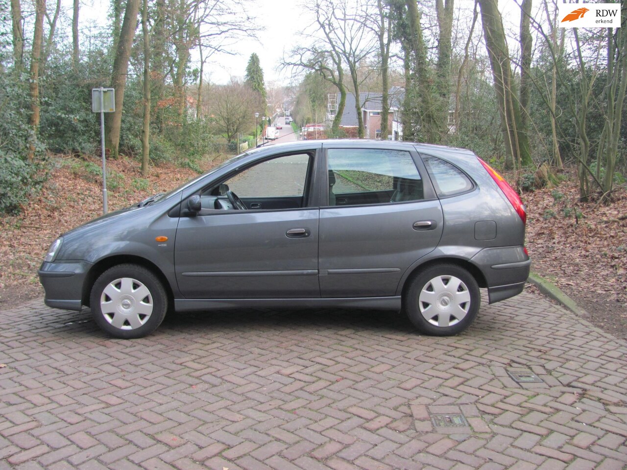 Nissan Almera Tino - 1.8 Acenta 1.8 Acenta - AutoWereld.nl