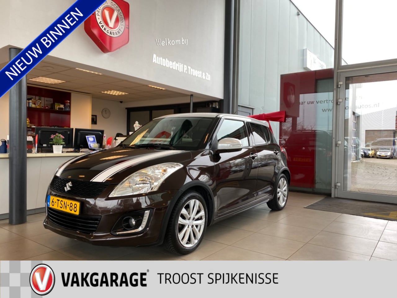 Suzuki Swift - 1.2 S-Edition,Navigatie,Achteruitrijcamera,Stoelverwarming,Airco&Cruisecontrol,Elektrischp - AutoWereld.nl