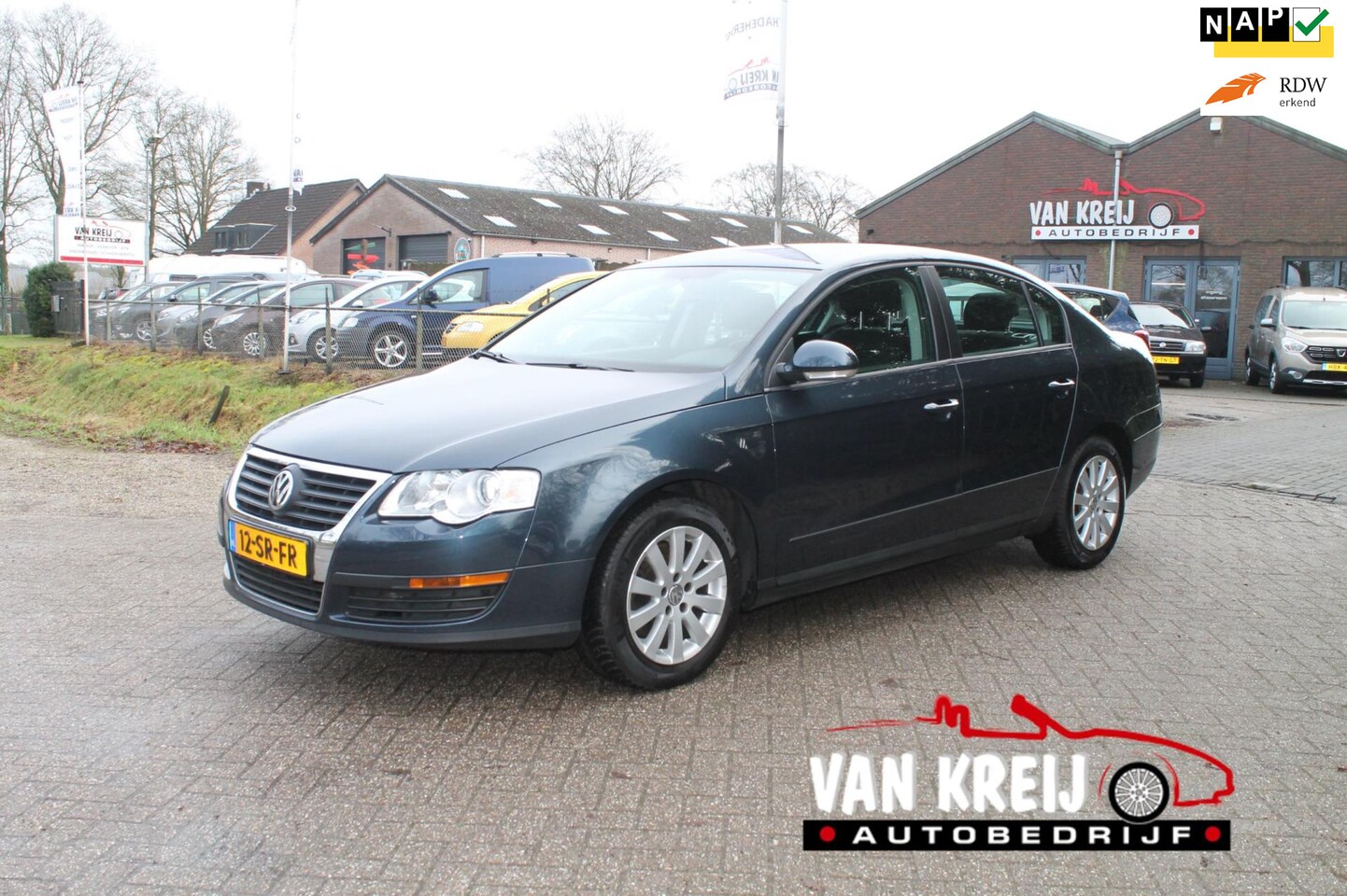 Volkswagen Passat - 2.0 FSI Trendline 2.0 FSI Trendline, 82122km+Nap, Cima, Navi, Cruise - AutoWereld.nl