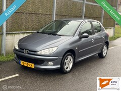 Peugeot 206 - 1.4 Air-line 3 NAP/NETTE AUTO/AIRCO/NWE REMMEN