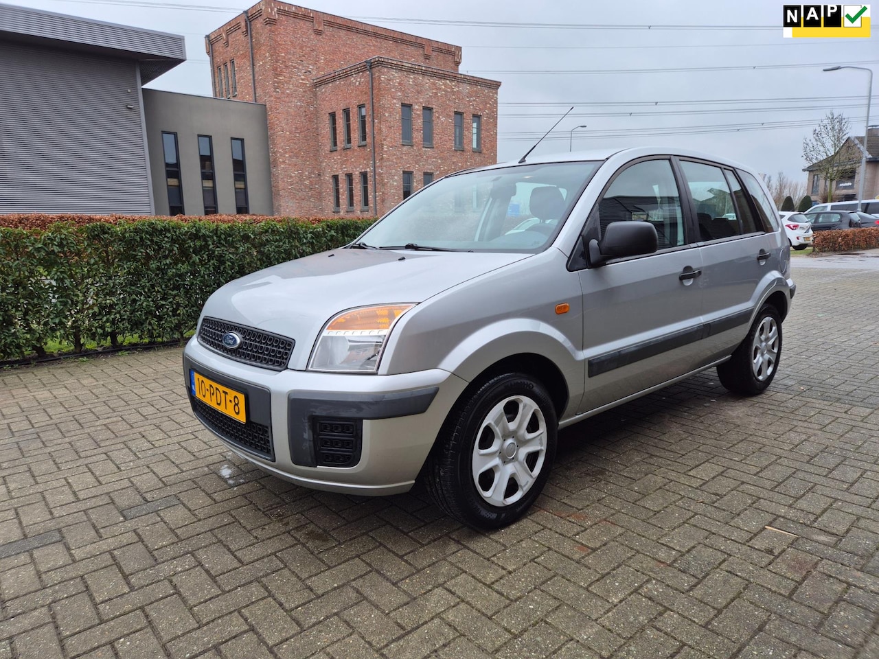 Ford Fusion - 1.4-16V Cool & Sound | 128.000km | NAP - AutoWereld.nl