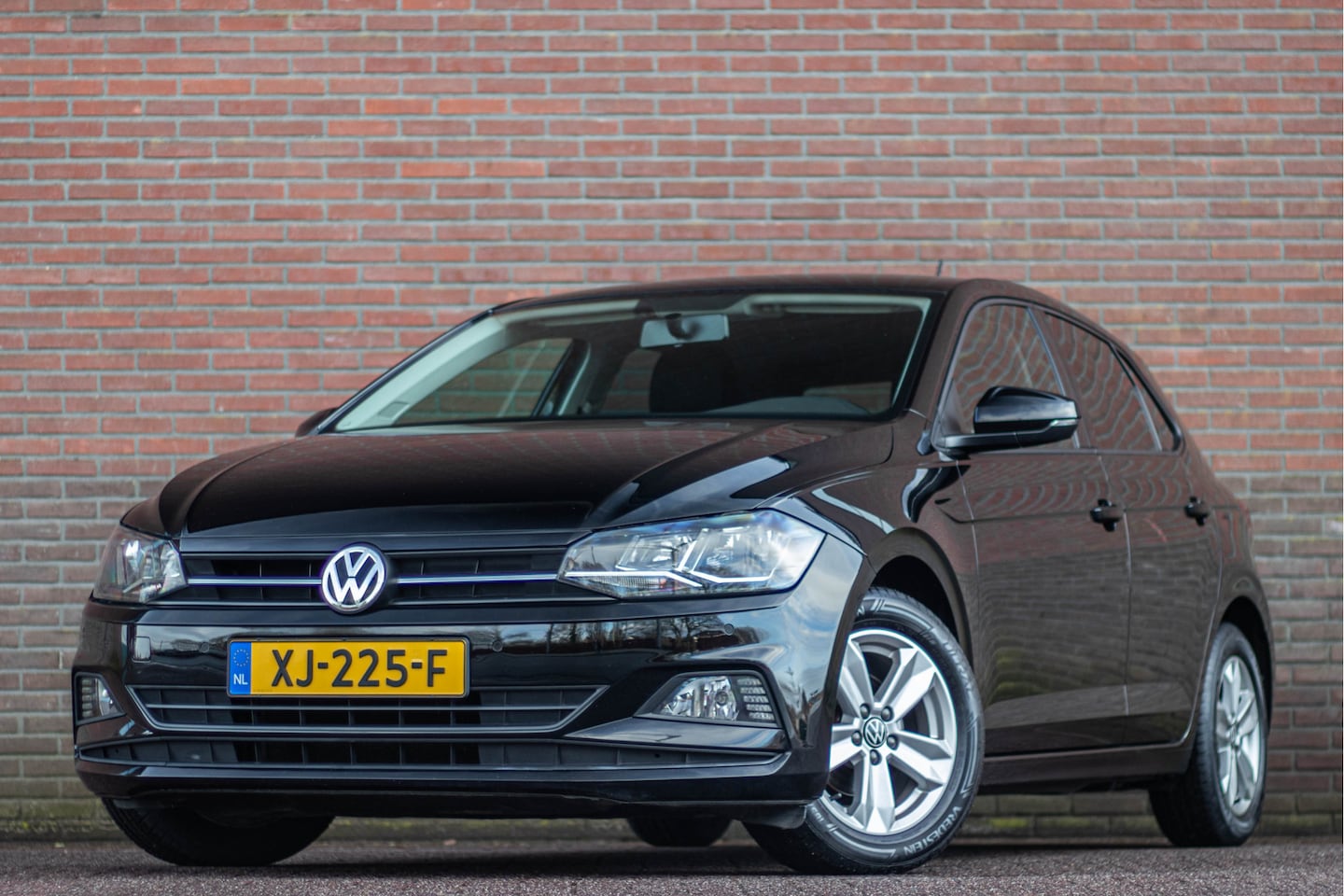 Volkswagen Polo - 1.0 MPI Comfortline 1.0 MPI Comfortline, Carplay, PDC, Navigatie, Bluetooth, Cruise, Airco. - AutoWereld.nl