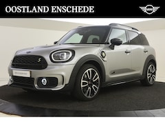 MINI Countryman - Cooper SE ALL4 JCW Automaat / Premium Plus Pakket / Panoramadak / Achteruitrijcamera / Com