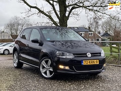 Volkswagen Polo - 1.4-16V Highline Automaat | Navi + Clima + Cruise nu €7.975,