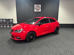 Seat Ibiza SC - 1.2 30 YEAR EDITION, LED, ACHTERUITCAMERA, CRUISE, 17 INCH, NAV