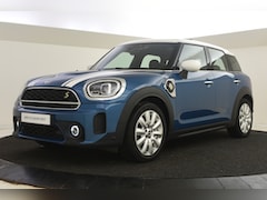 MINI Countryman - Cooper SE ALL4 Automaat / Panoramadak / Achteruitrijcamera / LED / Active Cruise Control /