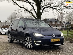 Volkswagen Golf - 1.4 TSI GTE | Schuif/kantel dak + Cruise + Clima nu € 10.450,