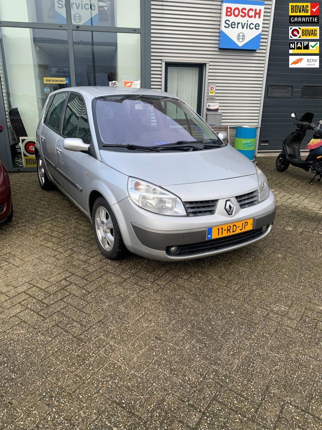 Renault Scénic - 1.6-16V Privilège Luxe 1.6-16V Privilège Luxe - AutoWereld.nl