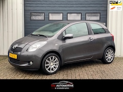 Toyota Yaris - 1.3 VVTi Sol AIRCO / LEER / NAP / APK