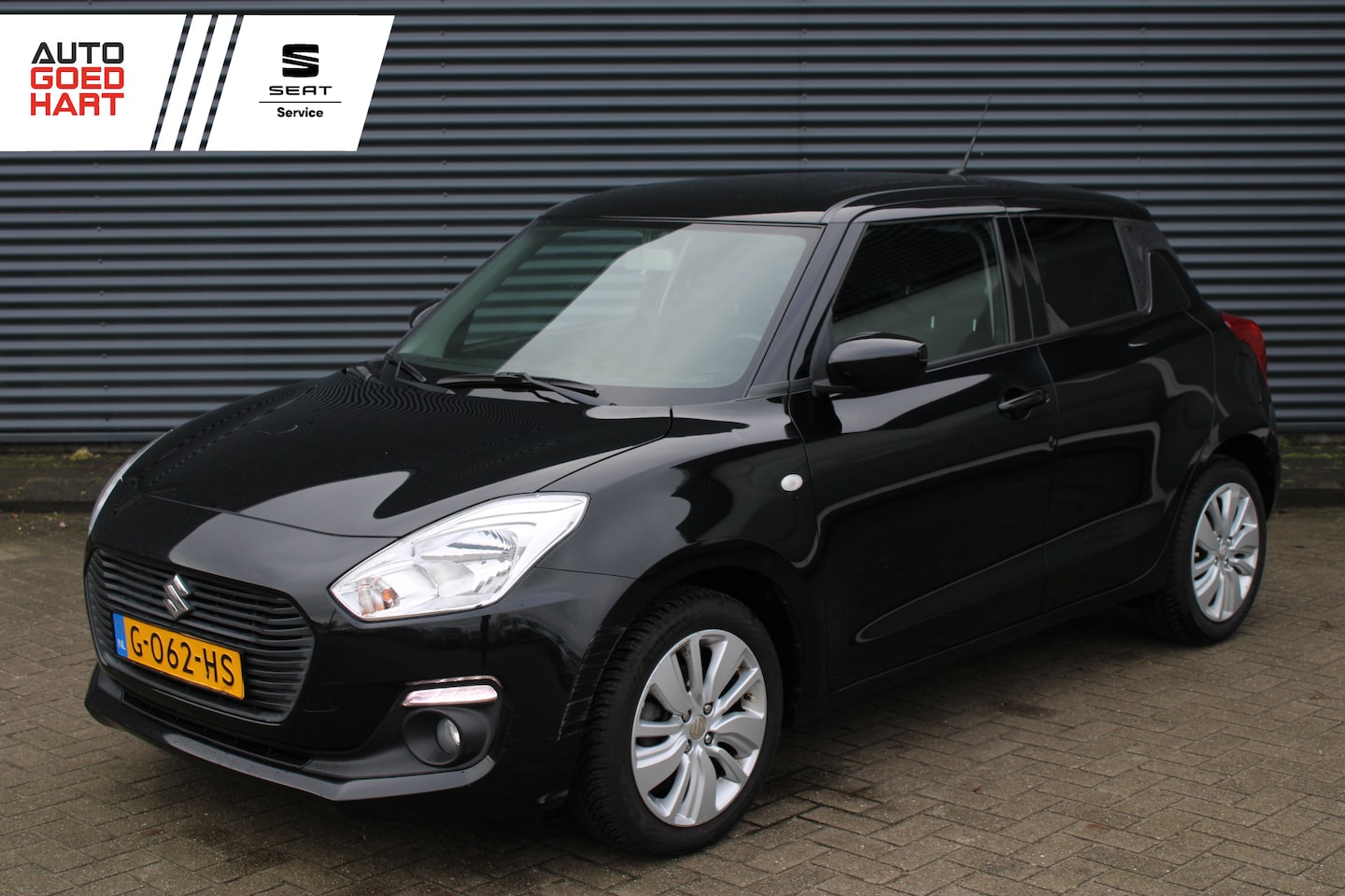 Suzuki Swift - 1.2 Select Automaat Airco Navigatie Camera Stoelverwarming - AutoWereld.nl