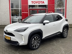 Toyota Yaris Cross - HYBRID 115 FIRST EDITION+ STOEL/STUURVERW NAVI KEYLESS APLE/ANDROID CAMERA 17" LM-VELGEN C