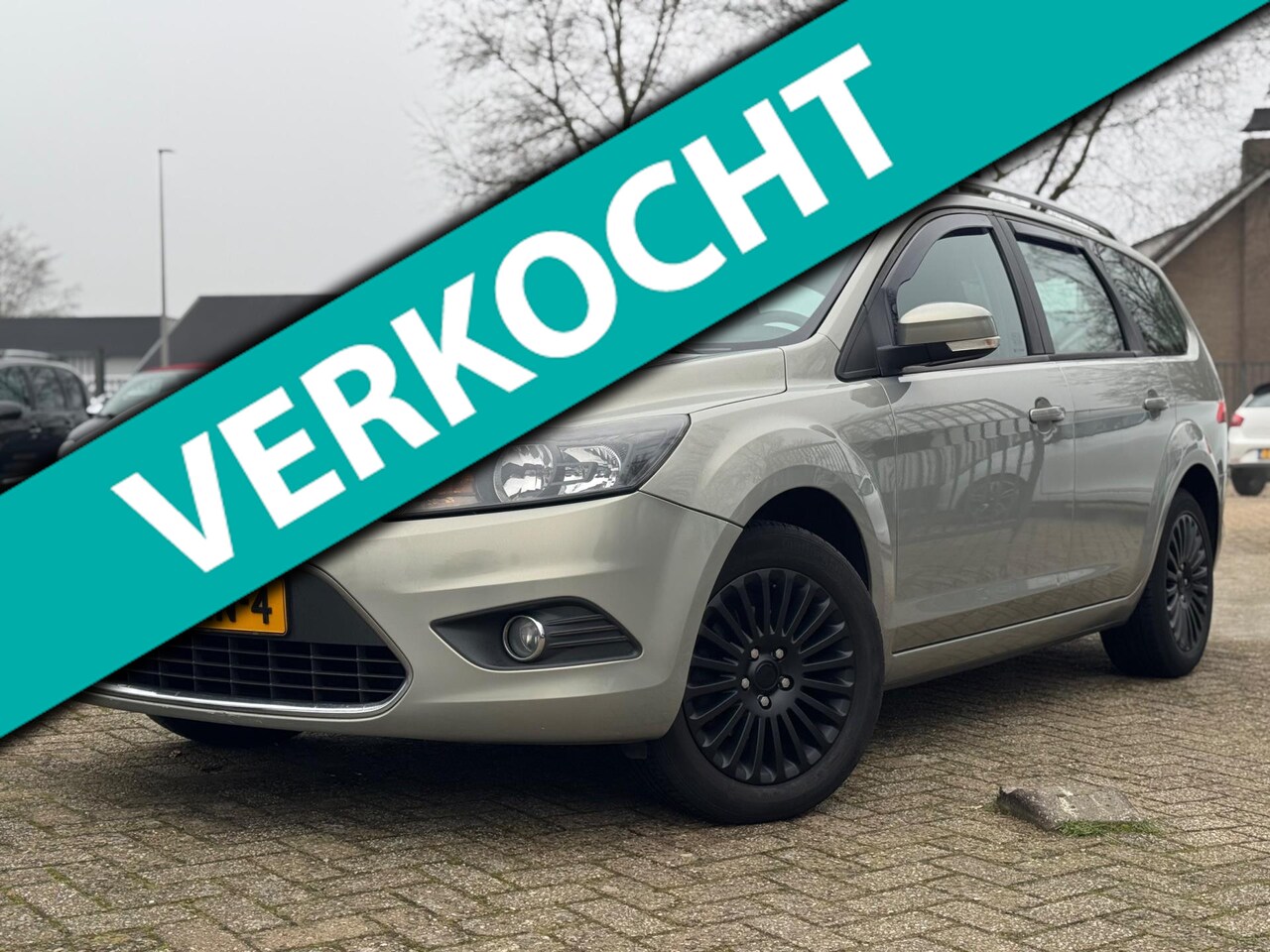 Ford Focus Wagon - 1.8 Limited - GR SCHERM PDC CLIMA TREKHAAK - AutoWereld.nl