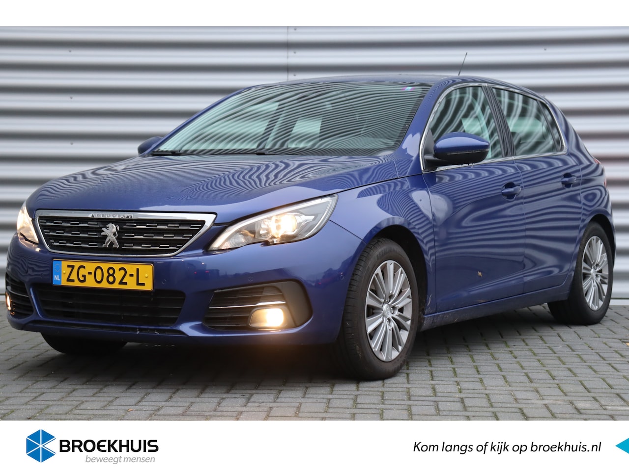 Peugeot 308 - 1.2 PURETECH 110PK 5-DRS ALLURE / NAVI / LEDER / CLIMA / FULL-LED / PDC / 16" LMV / CAMERA - AutoWereld.nl