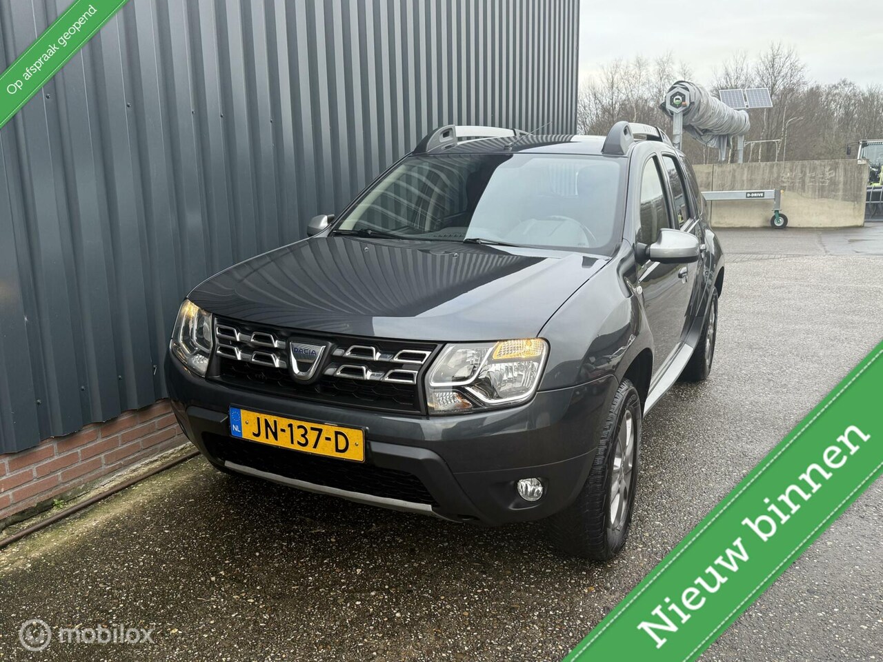 Dacia Duster - 1.2 TCe 4x2 Prestige NAP/LEER/BOEKJE/CRUISE/NAVI - AutoWereld.nl