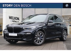 BMW X5 - xDrive45e High Executive M Sport Automaat / Panoramadak / Adaptive Air Suspension / Stoelv