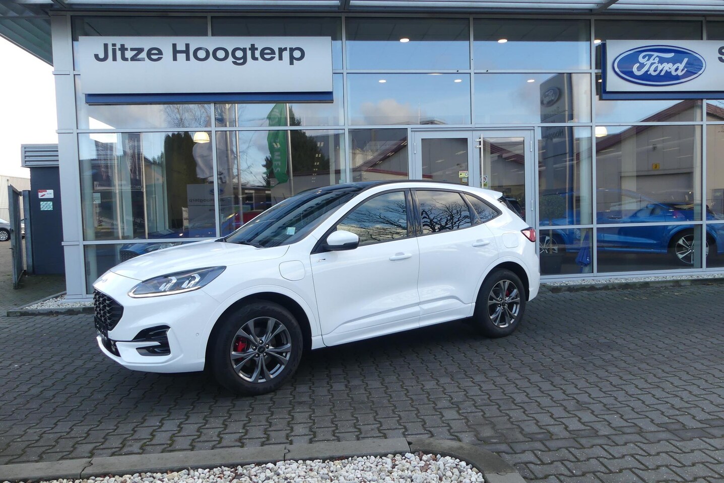 Ford Kuga - 2.5 PHEV ST-Line X NAVI.ADAPTIVE CRUISE.TREKHAAK 1500KG.PANORAMA DAK.WINTERPACK. - AutoWereld.nl