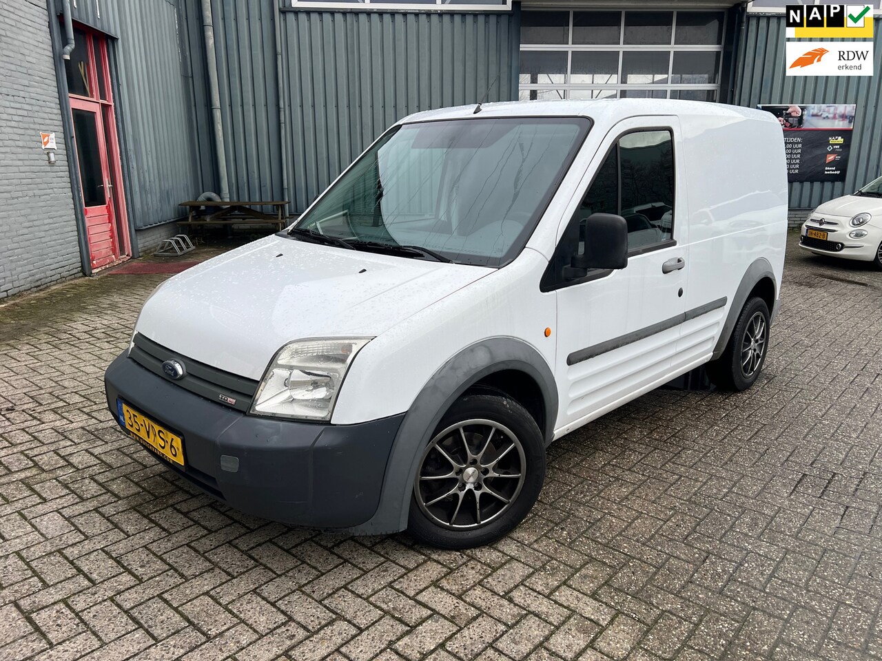 Ford Transit Connect - T200S 1.8 TDCi Airco/Apk/Nap/ - AutoWereld.nl