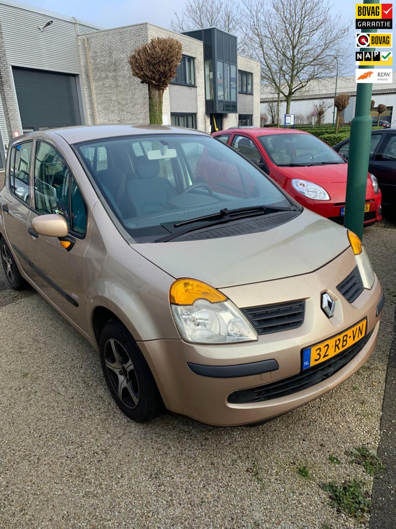 Renault Modus - 1.4-16V Expression Comfort 1.4-16V Expression Comfort - AutoWereld.nl