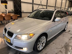 BMW 3-serie Touring - 318i Business Line 2010 NAVI XENON