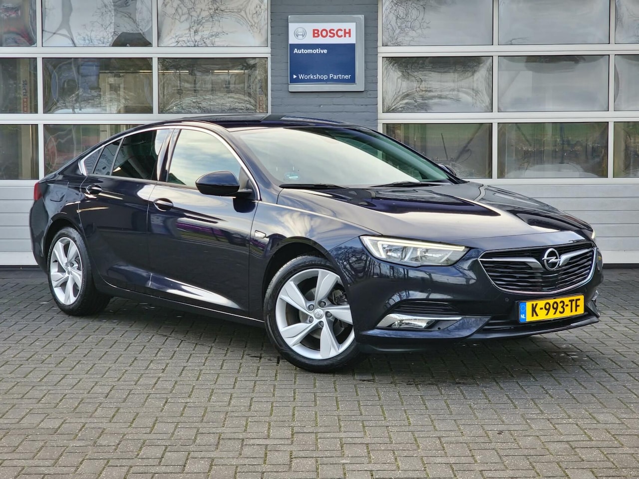 Opel Insignia Grand Sport - Exclusive 165PK Automaat|Clima|Cruise|Trekhaak|PDC|Camera|118.353KM| Opel Insignia Grand S - AutoWereld.nl