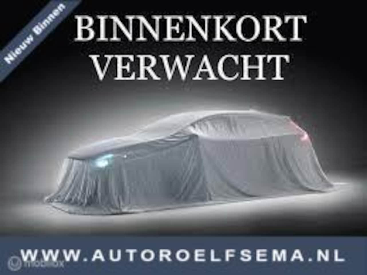 Volvo V60 - 2.0 T6 Twin Engine AWD Inscription| Pano | trekh - AutoWereld.nl