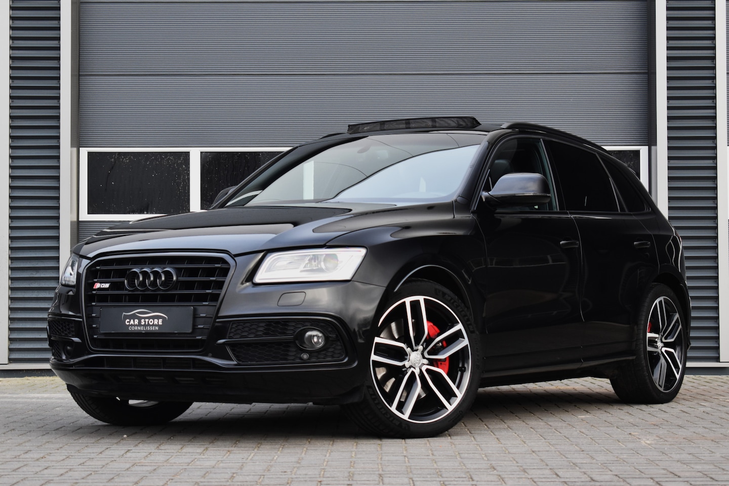 Audi SQ5 - PLUS 3.0 TDI QUATTRO 340 PK / PANO / RS SEATS / B&O / COMPETITION / LED / CAMERA / 21" / T - AutoWereld.nl