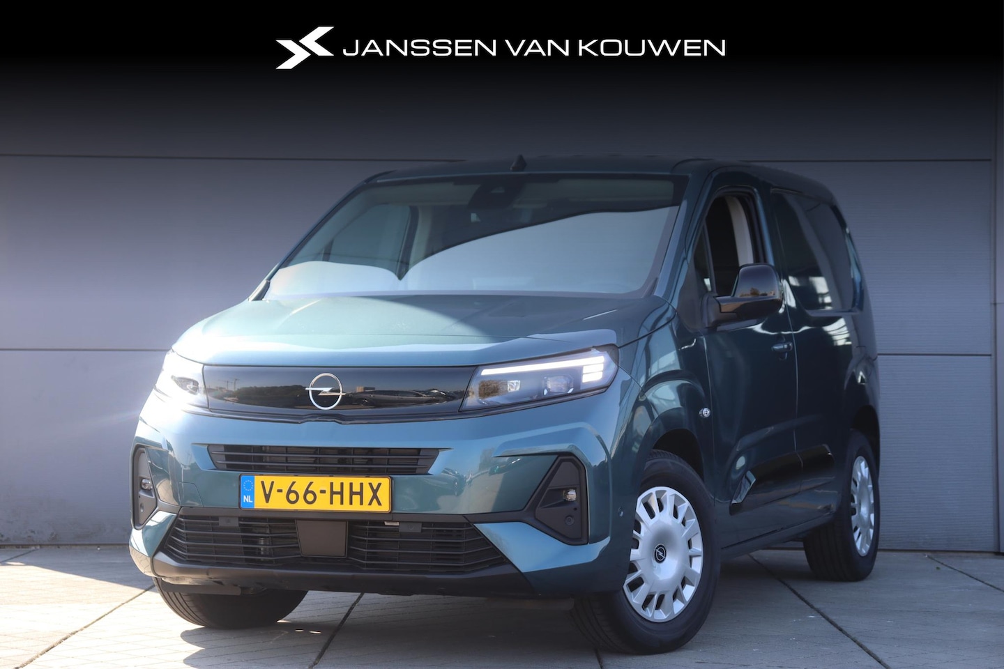 Opel Combo Electric - 136 L1 50kWh 136 L1 50kWh - AutoWereld.nl