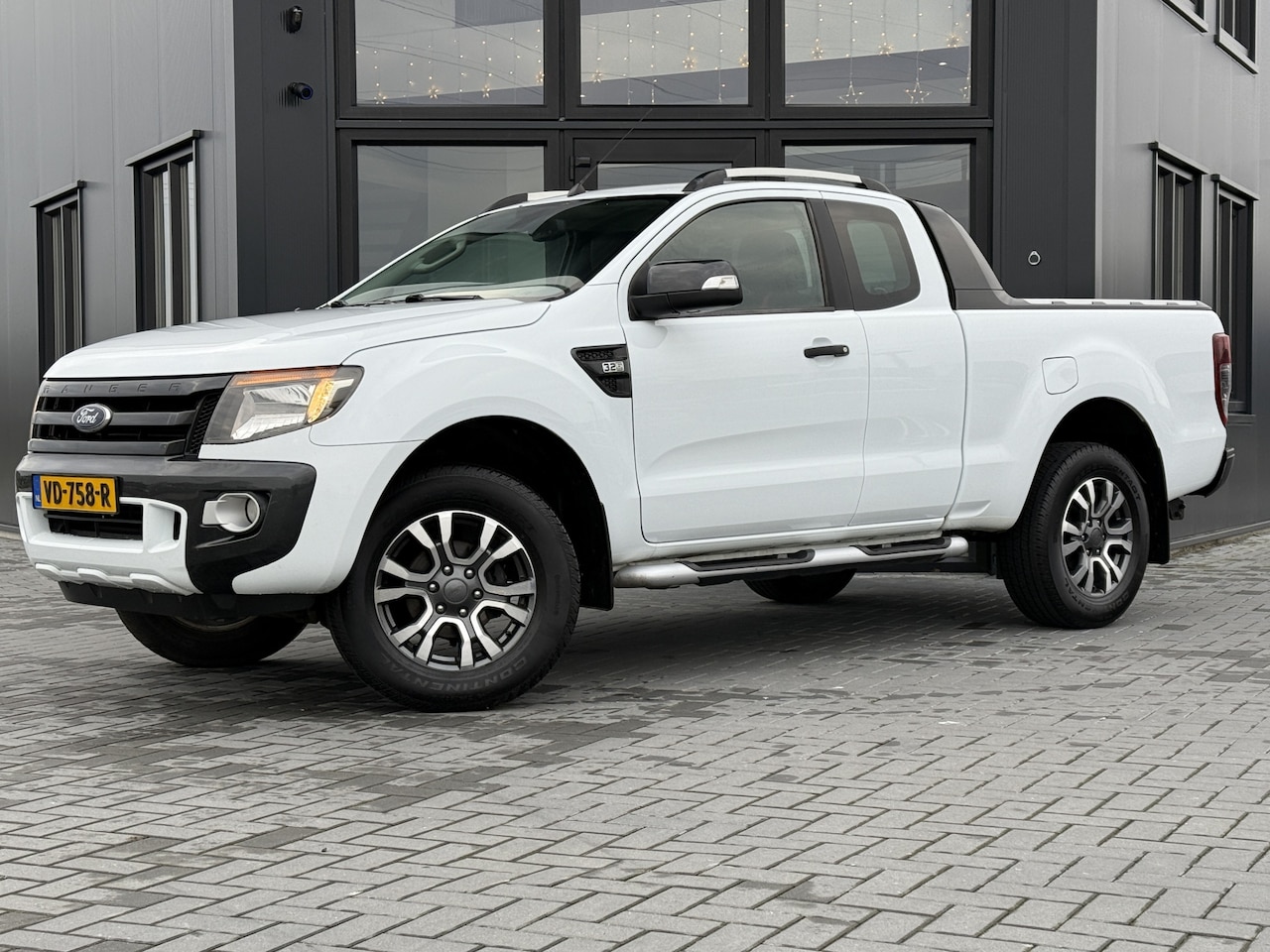 Ford Ranger - 3.2 TDCi Wildtrak Super Cab Clima | Cruise | Nav |" Verw. stoel | Nwe beurt & APK - AutoWereld.nl