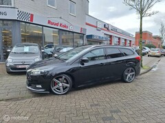 Ford Focus Wagon - 2.0 ST