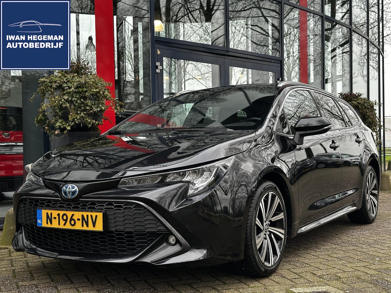 Toyota Corolla Touring Sports - 1.8 Hybrid Dynamic | Navi via Smartphone | Apple carplay | Cruise Control | LM Velgen | Pa - AutoWereld.nl