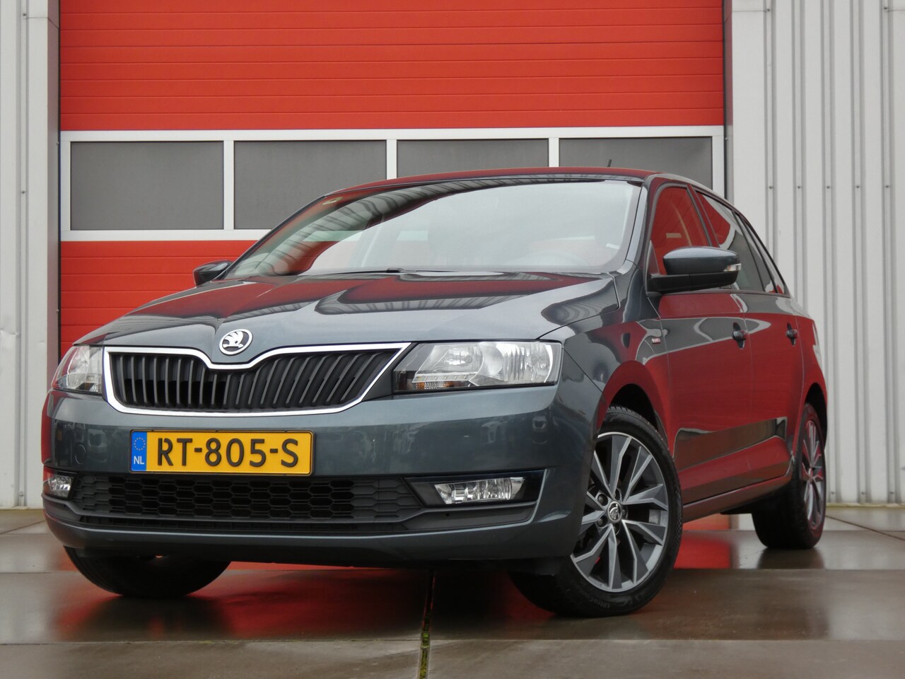 Skoda Rapid Spaceback - 1.0 TSI Greentech Drive/ automaat/ zeer mooi! - AutoWereld.nl