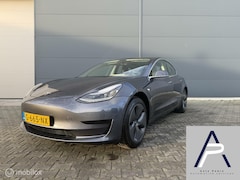 Tesla Model 3 - Standard RWD Plus 60 kWh Grijs Pano AUTOPILOT