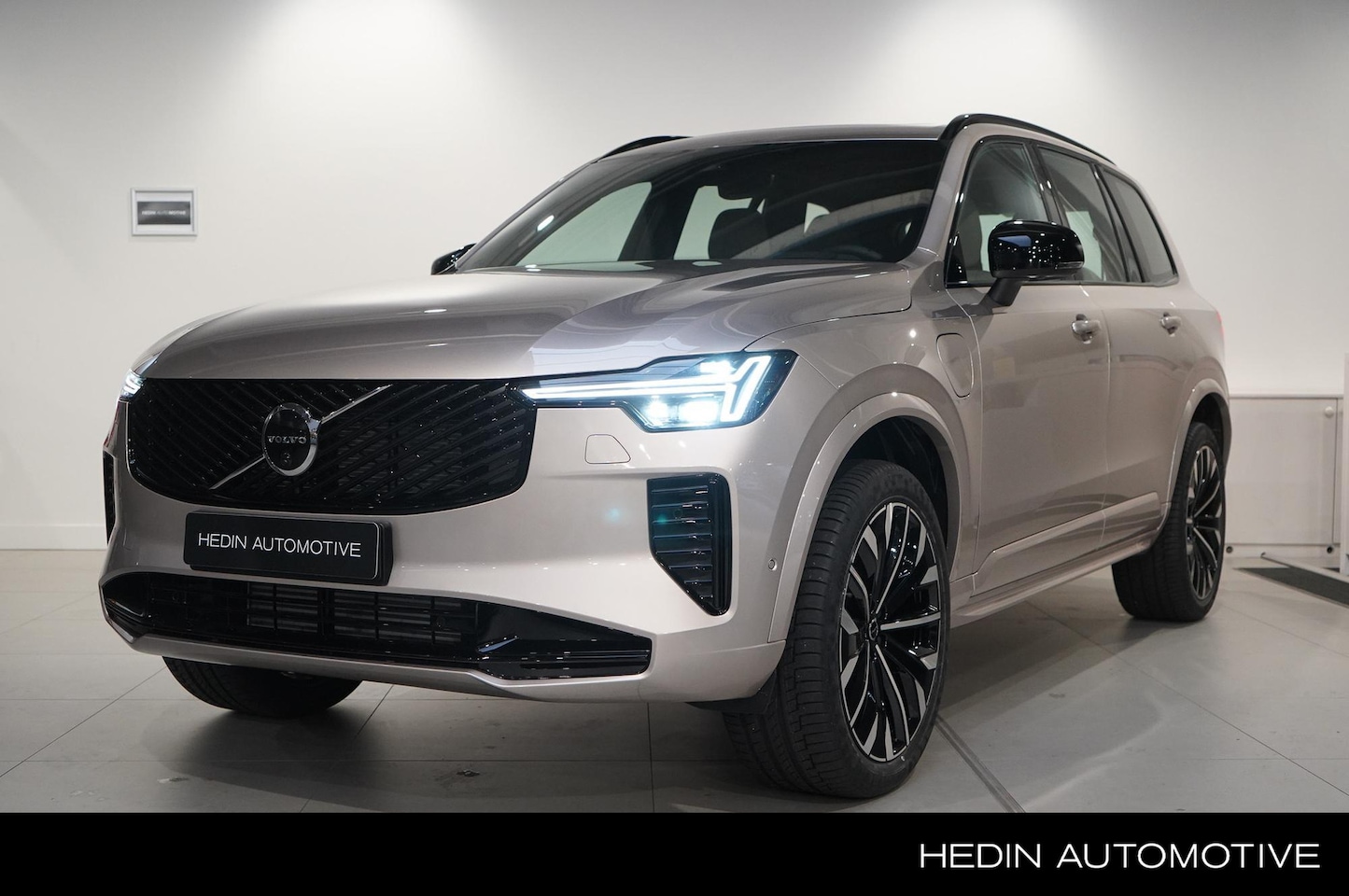 Volvo XC90 - 2.0 T8 Plug-in hybrid AWD Ultra Dark Bright Dusk | 360° Rondom Parkeer Camera | Panorama-d - AutoWereld.nl