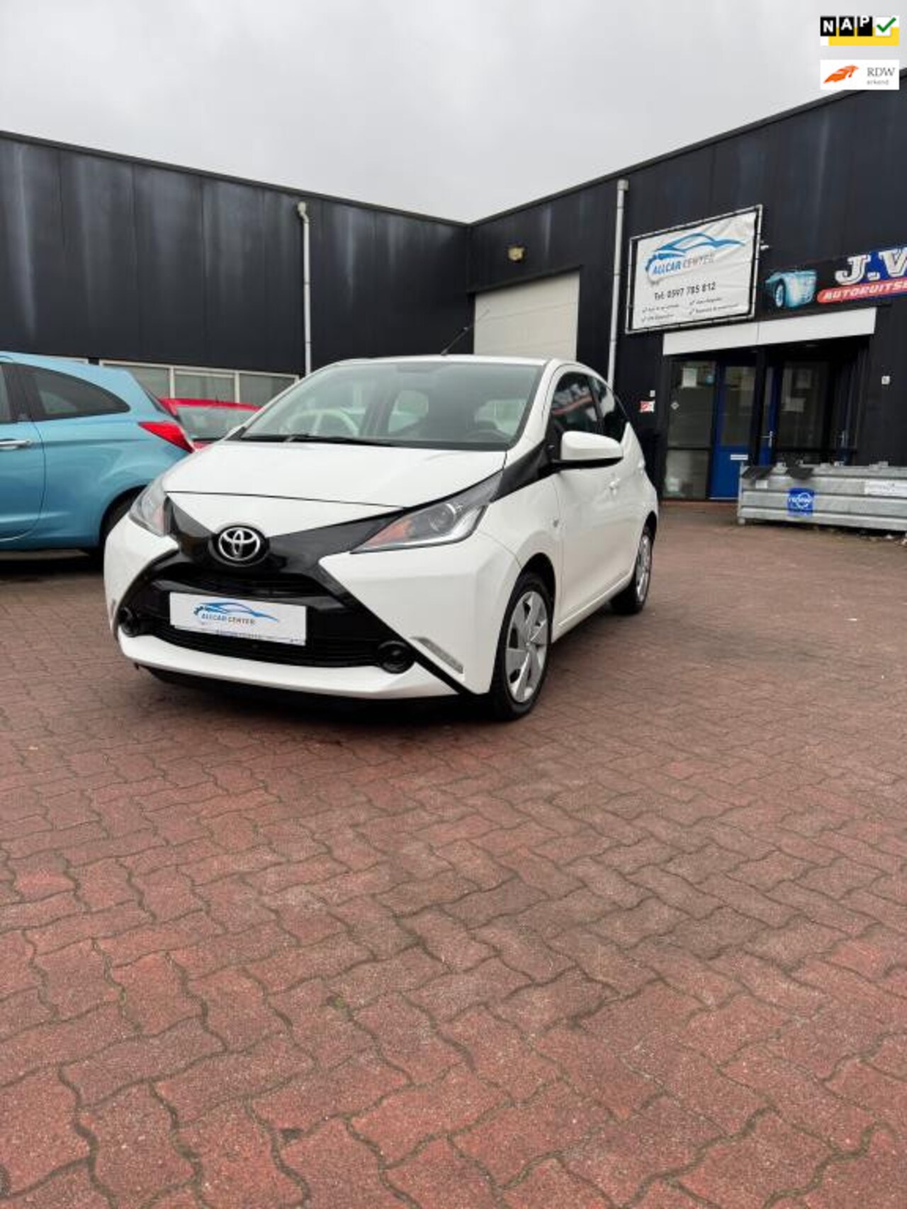 Toyota Aygo - 1.0 VVT-i x-play 1.0 VVT-i x-play - AutoWereld.nl