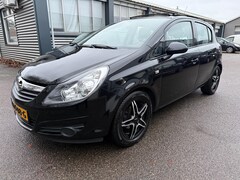 Opel Corsa - 1.2-16V Enjo 5DRS Panoramadak Airco