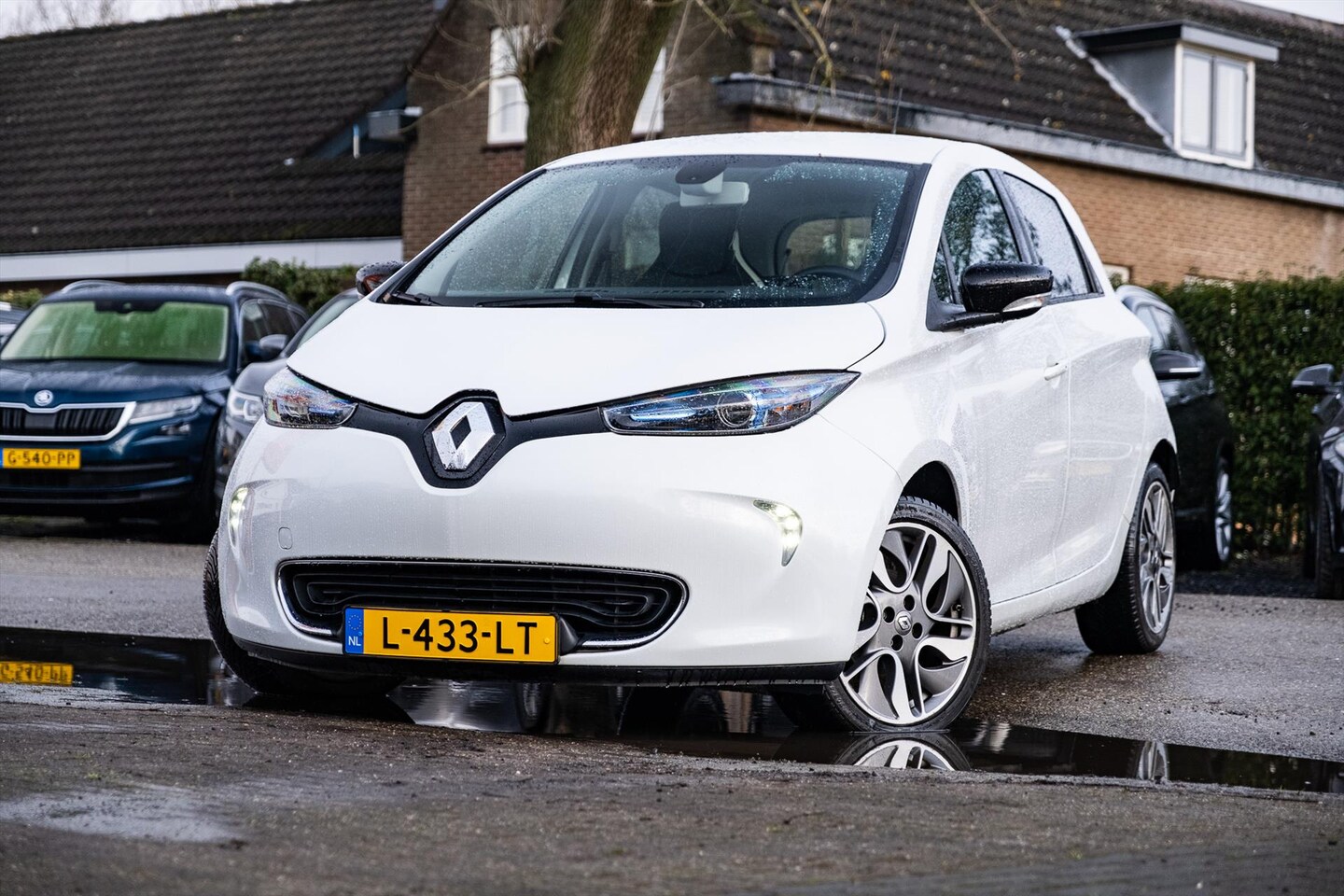 Renault Zoe - Electric 88pk Intens koop Accu!! rijklaar bovag garantie - AutoWereld.nl