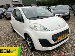 Peugeot 107 - 1.0 Access Accent, Airco, 2de eigenaar