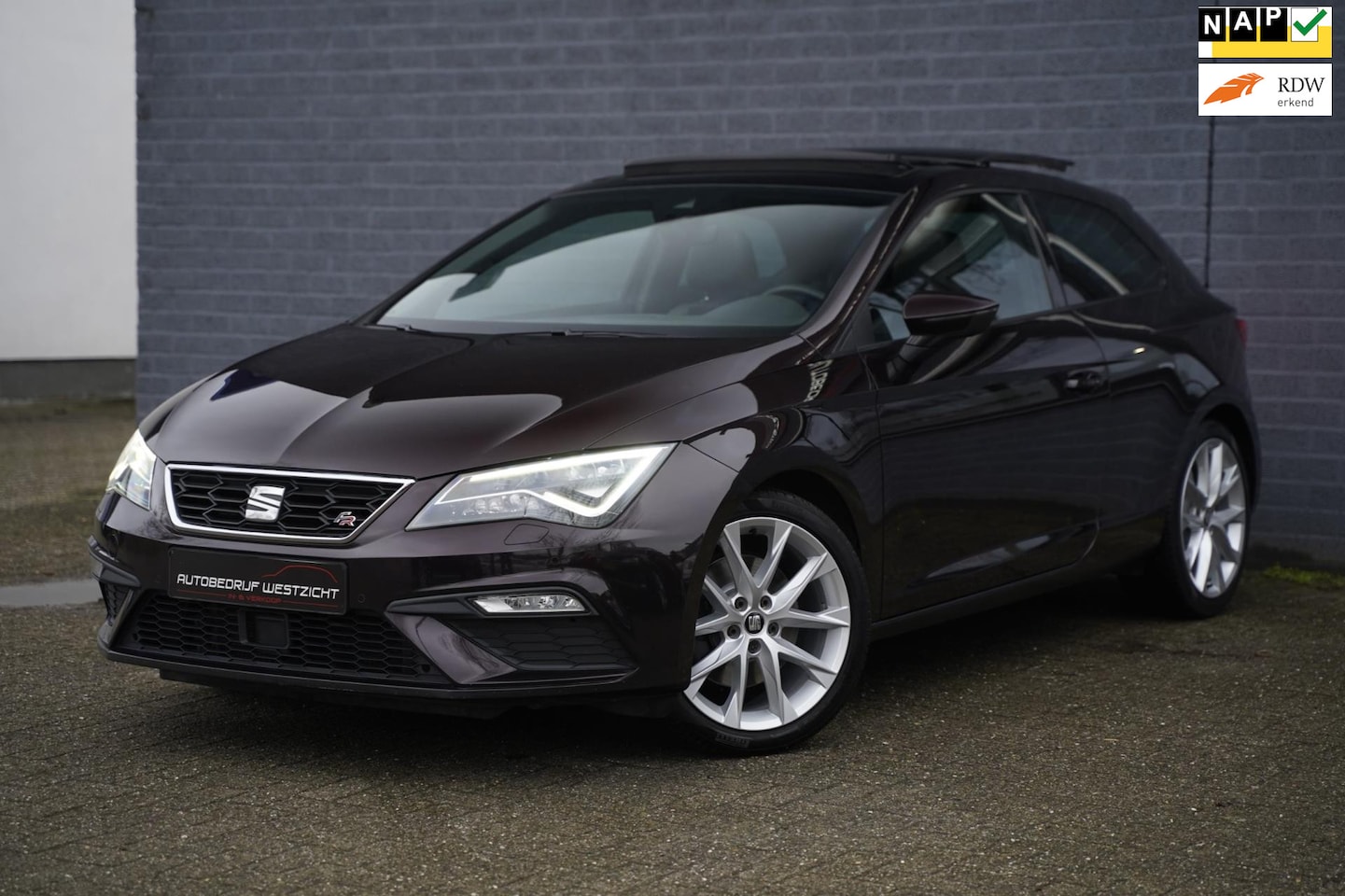 Seat Leon SC - 1.8 TSI FR 180pk Dsg Panoramadak, Unieke kleur! - AutoWereld.nl