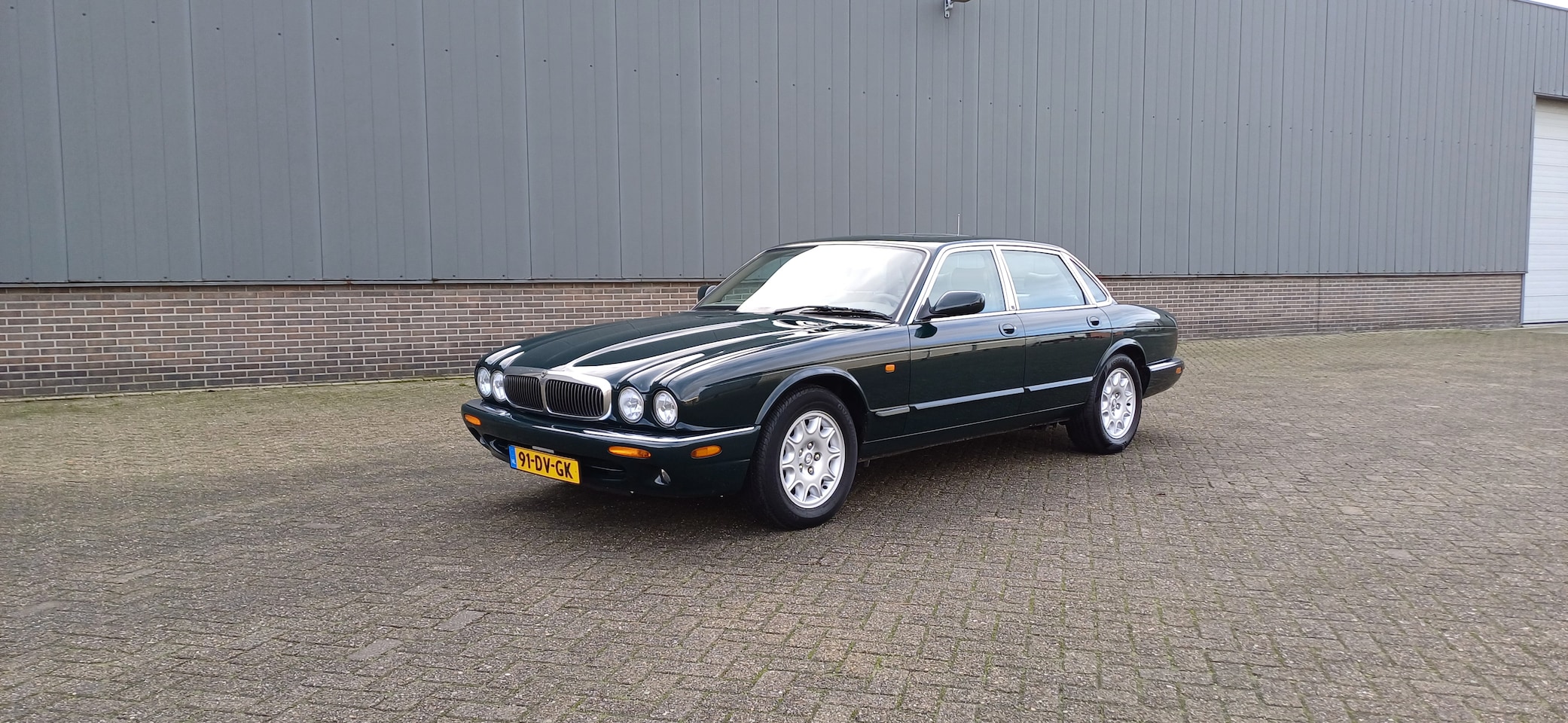 Jaguar XJ - 3.2 V8 Executive Executive - AutoWereld.nl