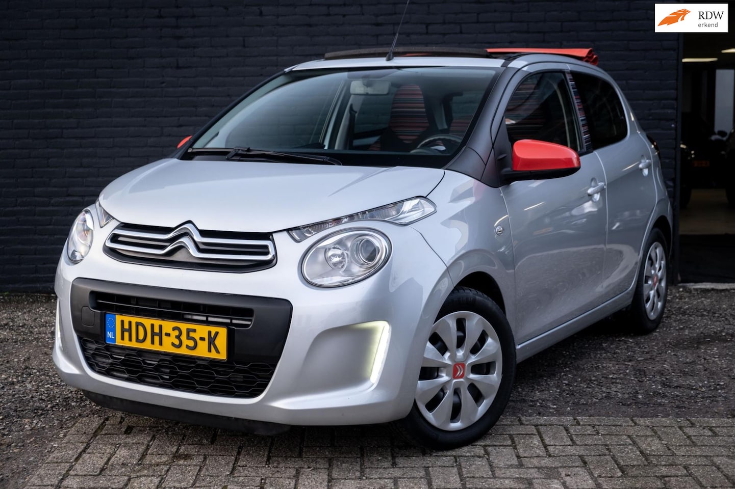 Citroën C1 - 1.2 PureTech Shine | Cabrio | Airco | Bluetooth - AutoWereld.nl