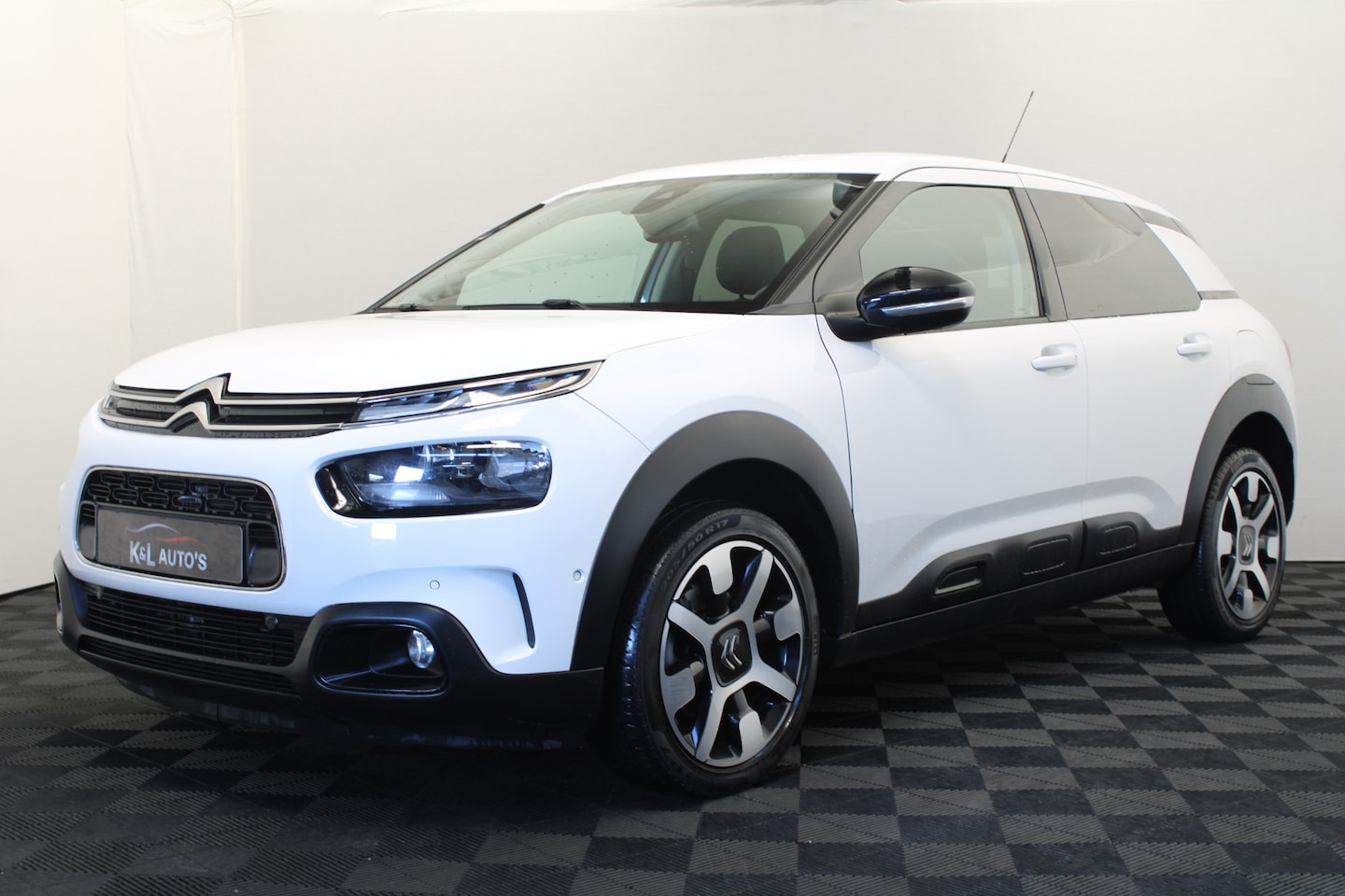 Citroën C4 Cactus - 1.2 PureTech Shine |Camera|Navi|Automaat| - AutoWereld.nl