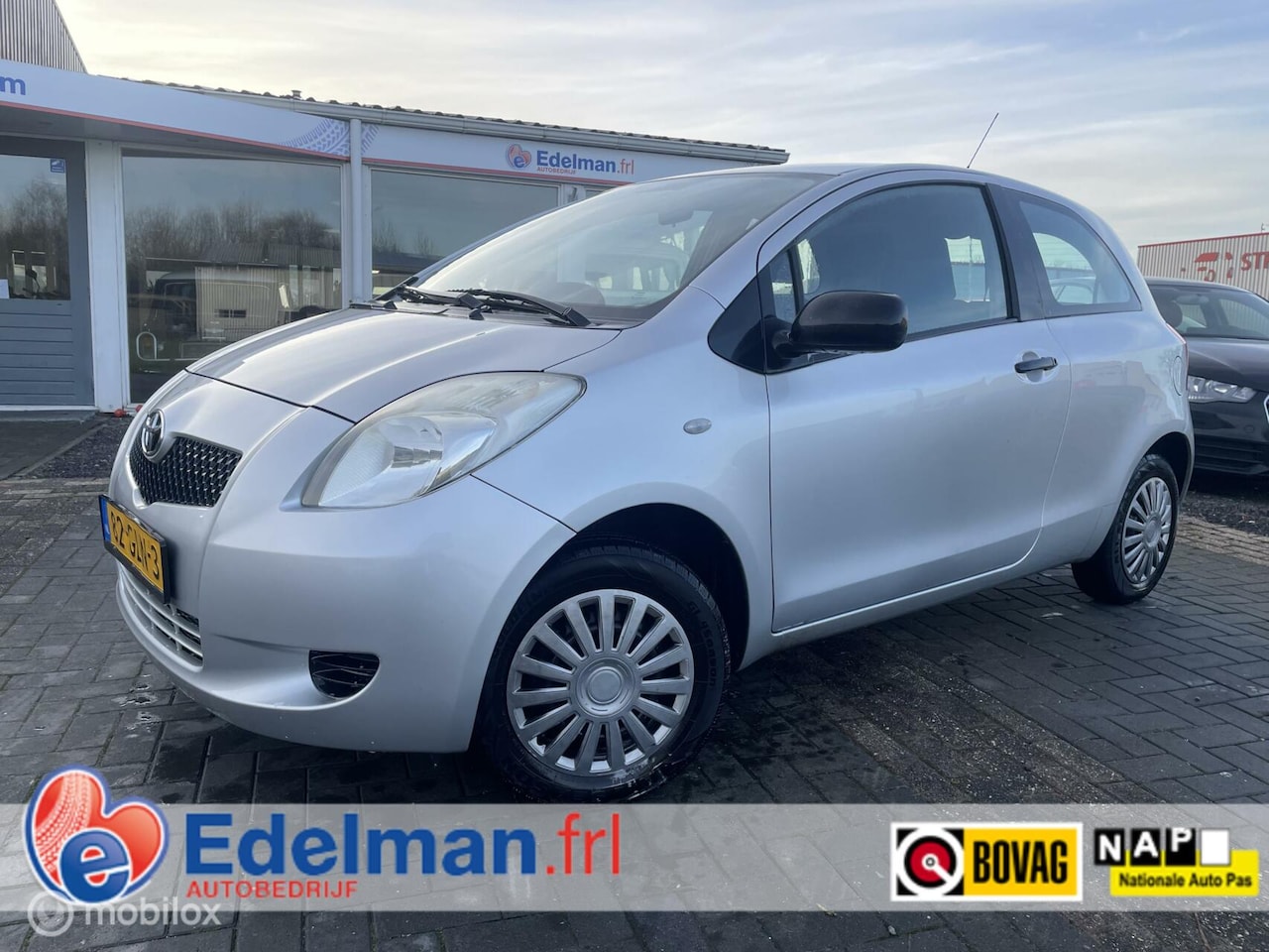 Toyota Yaris - 1.0 VVTi + | Android | Centr.vergr. | El.Ramen - AutoWereld.nl