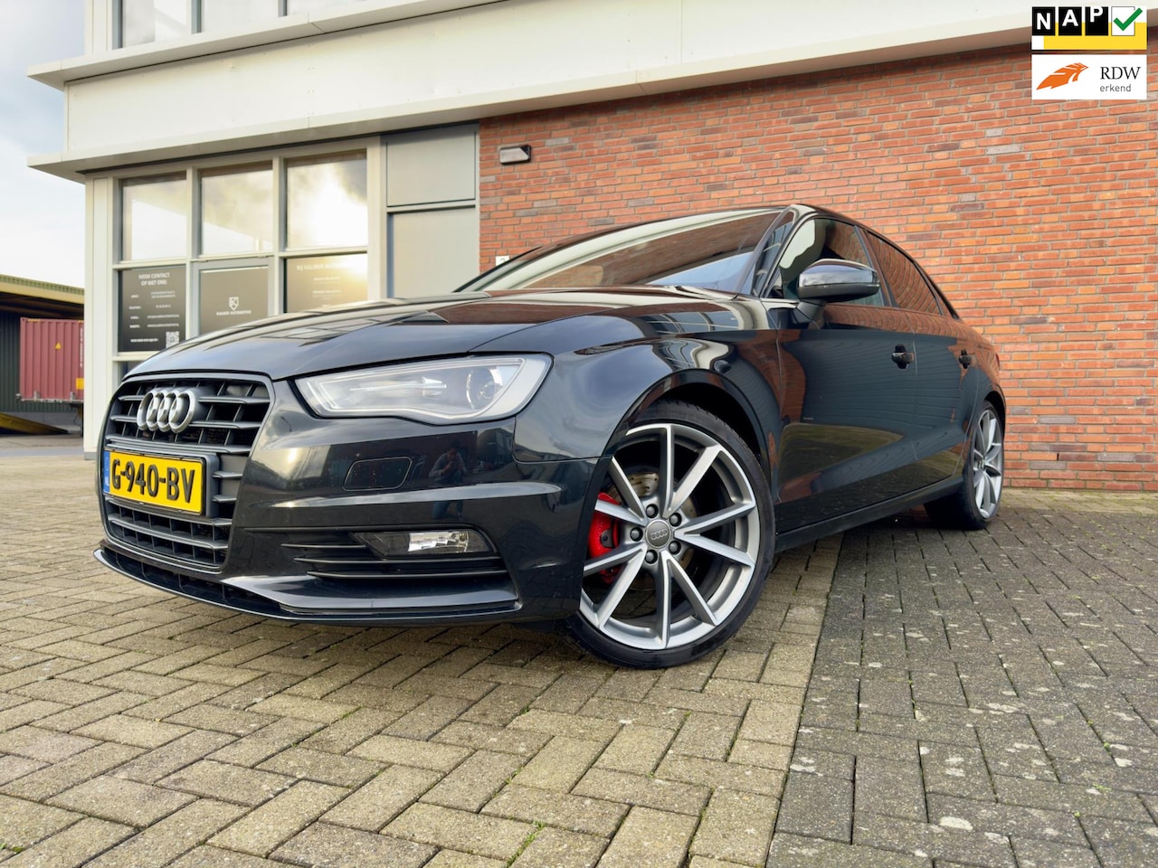 Audi A3 Limousine - 1.4 TFSI CoD Pro Line S | 19" S3 velgen | Stoelverwarming | Automaat - AutoWereld.nl