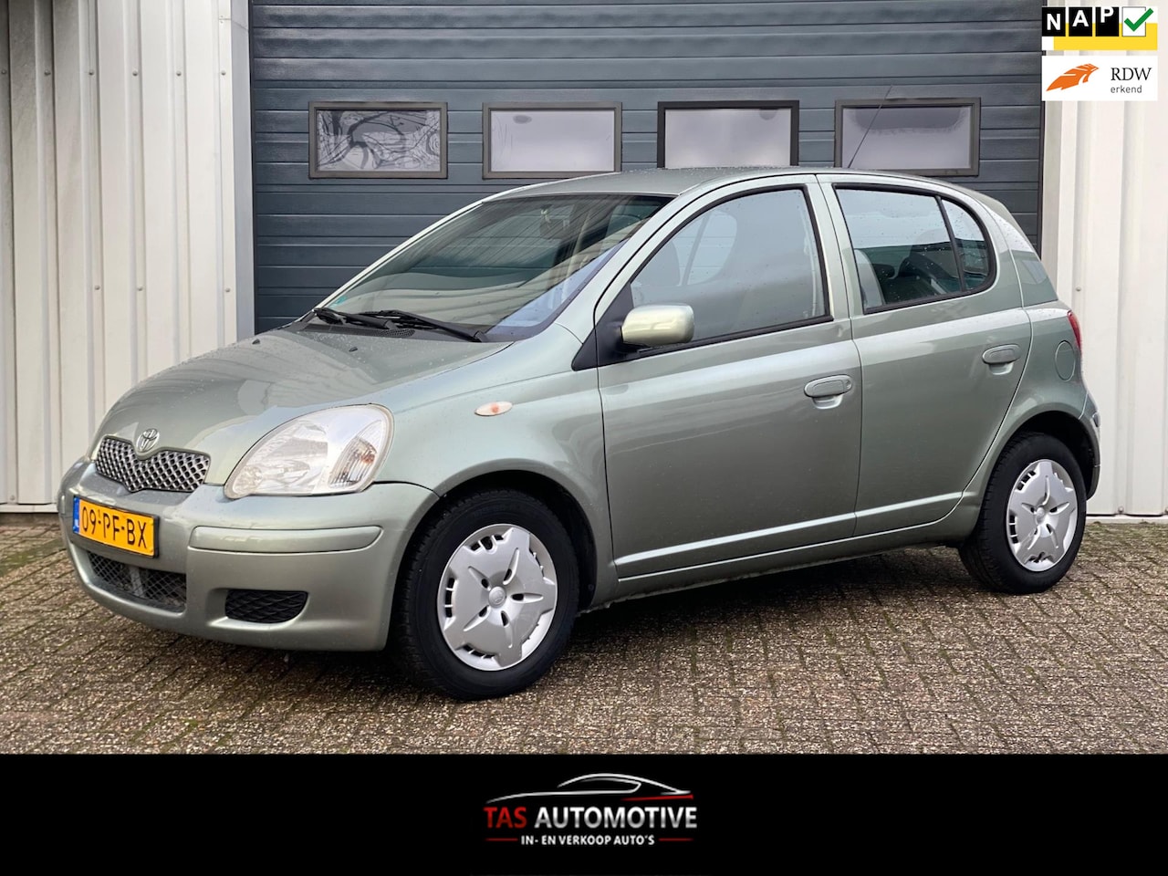 Toyota Yaris - 1.3 VVT-i Sol 5-deurs AUTOMAAT / AIRCO / NAP - AutoWereld.nl