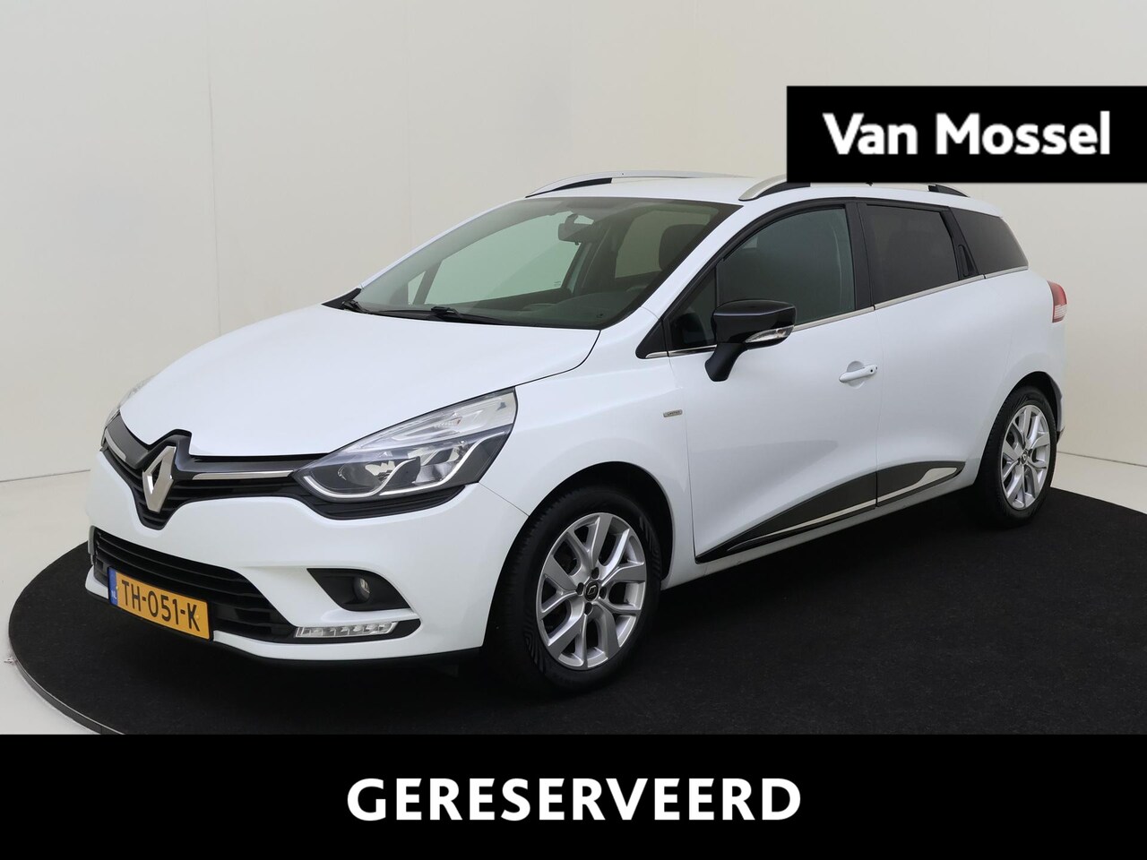 Renault Clio Estate - 0.9 TCe Limited | Navigatie | 4 Nieuwe All Season-banden - AutoWereld.nl