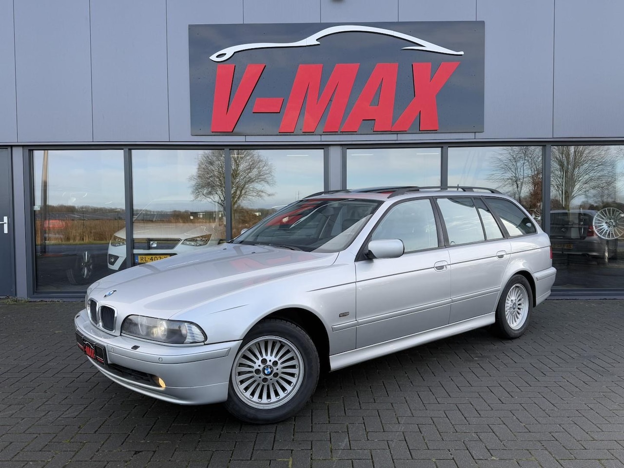 BMW 5-serie Touring - 530i AUT Executive Xenon Dak Leder Navi Stoelvw - AutoWereld.nl