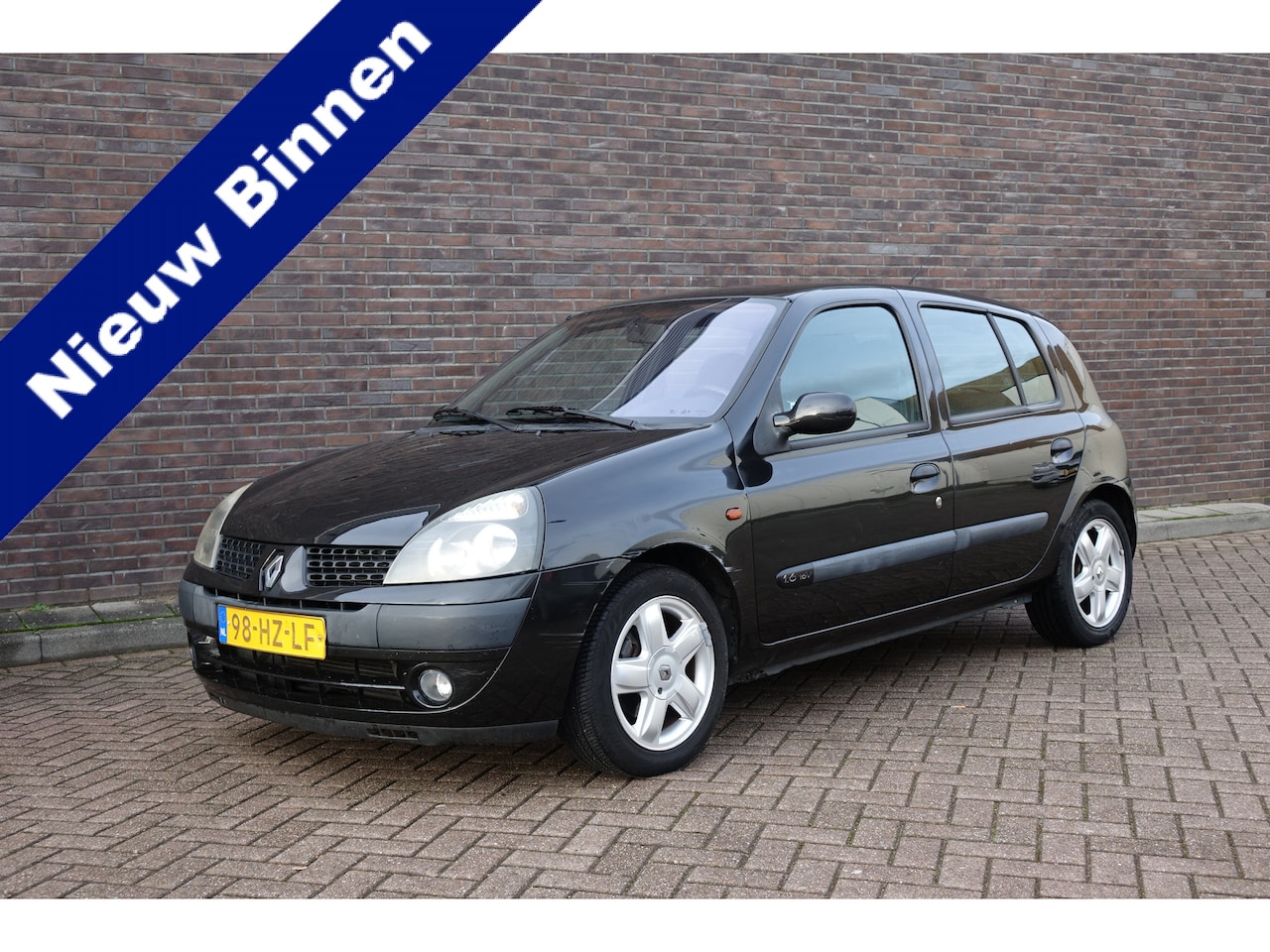 Renault Clio - 1.6-16V Dynamique met airco en nieuwe APK bij aflevering - AutoWereld.nl